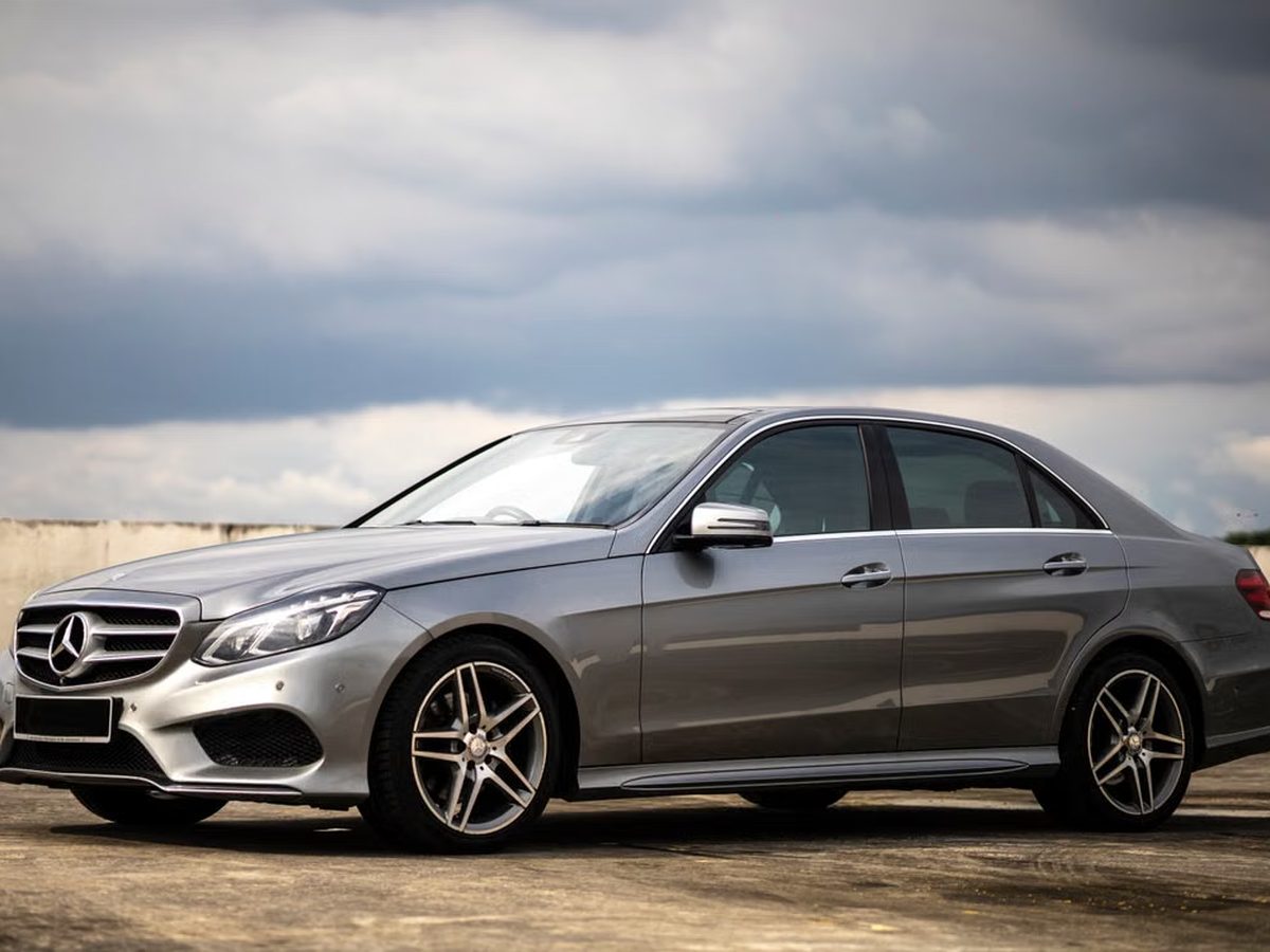 Mercedes E 220 CDI в сервиза